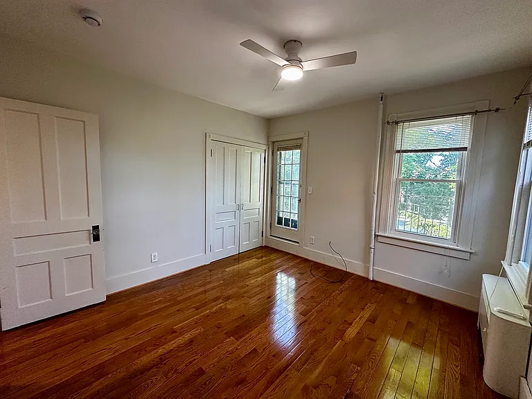 510 Lafayette Ave #2 — Photo 16