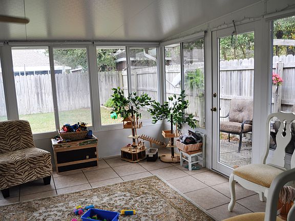 2nd image of 4203 Whitetail Cir