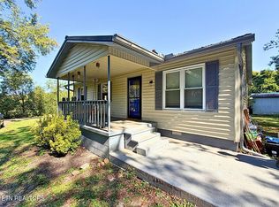 3957 Payne Hollow Rd, Walland, TN 37886