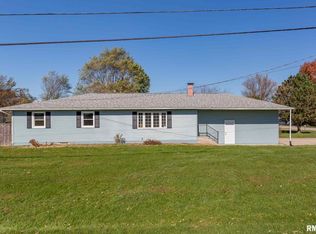 115 E High St, Cleveland, IL 61241