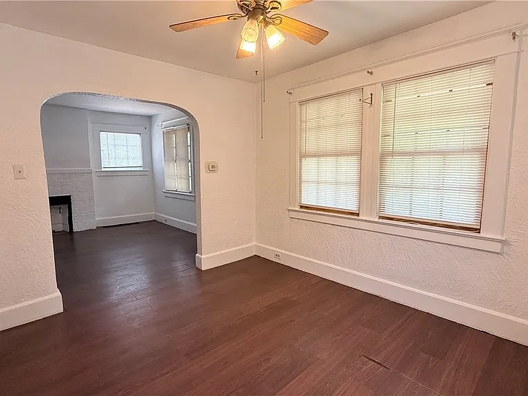 592 Lindell St — Photo 14