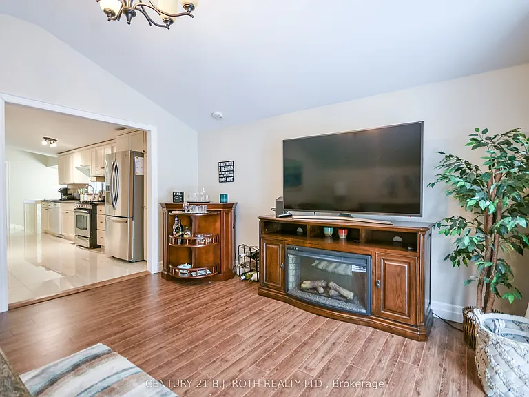 991 Shore Ln — Photo 34