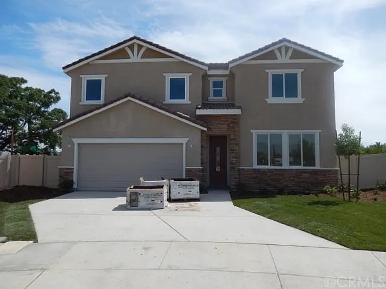 1701 Terrace Ave — Photo 1