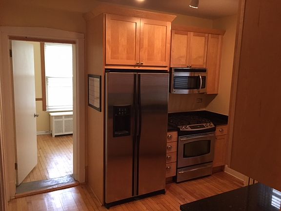 4th image of 917 Wenonah Ave #1