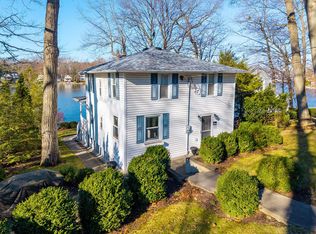 796 Lakeside Dr, Rome City, IN 46784