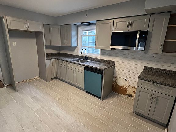 5th image of 396 Ege Ave Floor 2