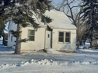 216 3rd Ave, Newburg, ND 58762