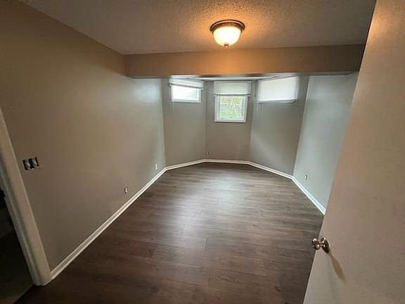 5th image of 802 S 35th Ave #804