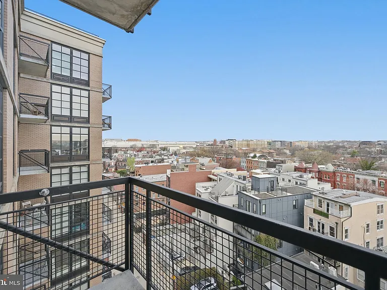437 New York Ave NW #1005 — Photo 14