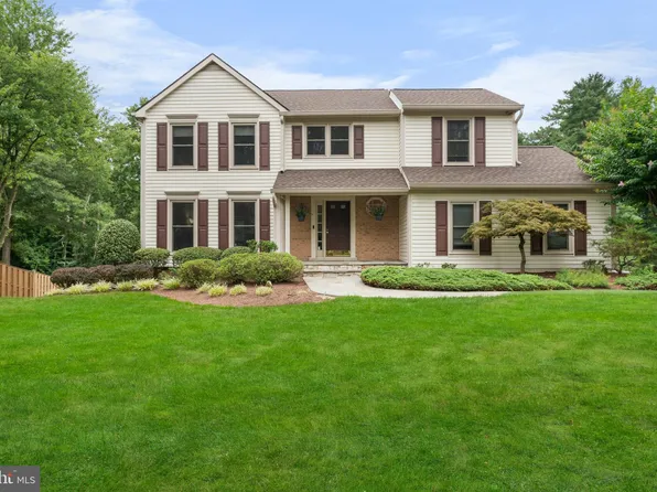 4004 Morningwood Dr, Olney, MD 20832