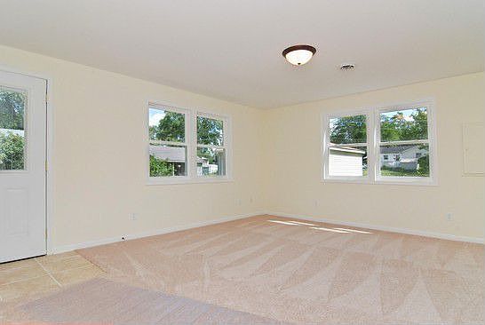 5th image of 18179 W Valley Dr