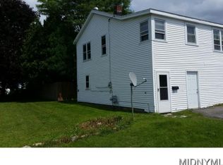 2 Francis Rd, New Hartford, NY 13413