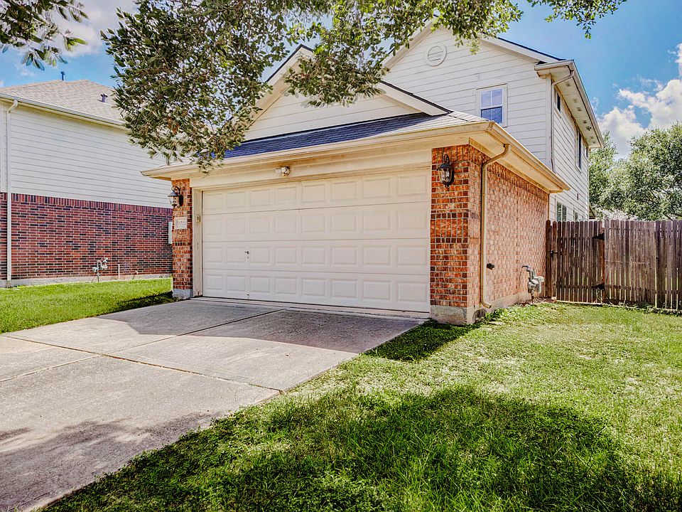1st image of 4722 Windy Cypress Ct