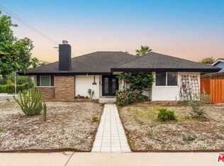 8901 Rubio Ave, North Hills, CA 91343