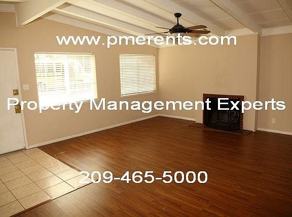 2nd image of 6009 N Alexandria Pl