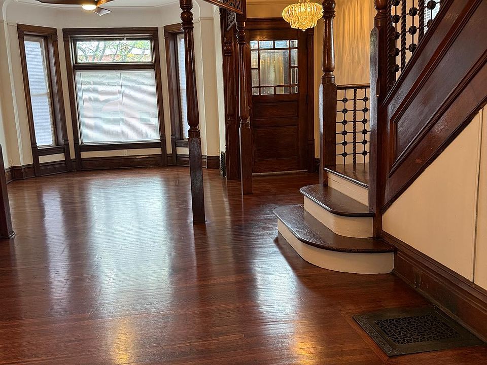 1st image of 2451 W Jackson Blvd