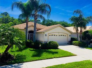 406 Pinewood Lake Dr, Venice, FL 34285