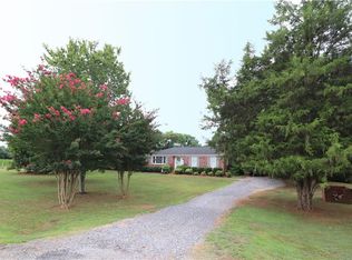 817 Roger Bolt Rd, Belton, SC 29627