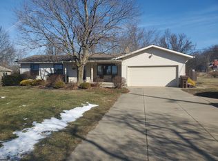 1095 Center Rd, Clinton, OH 44216