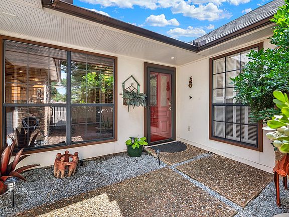 4th image of 14104 Regency Pl