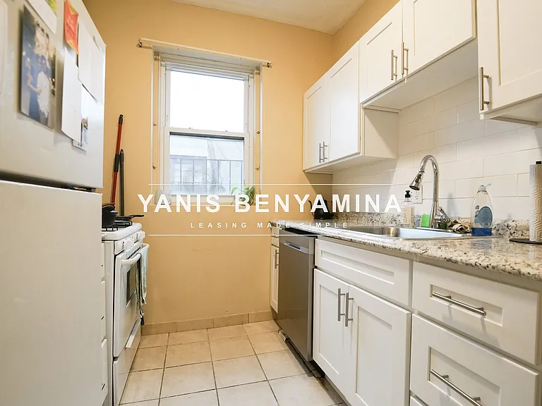 86 Glenville Ave #15 — Photo 10