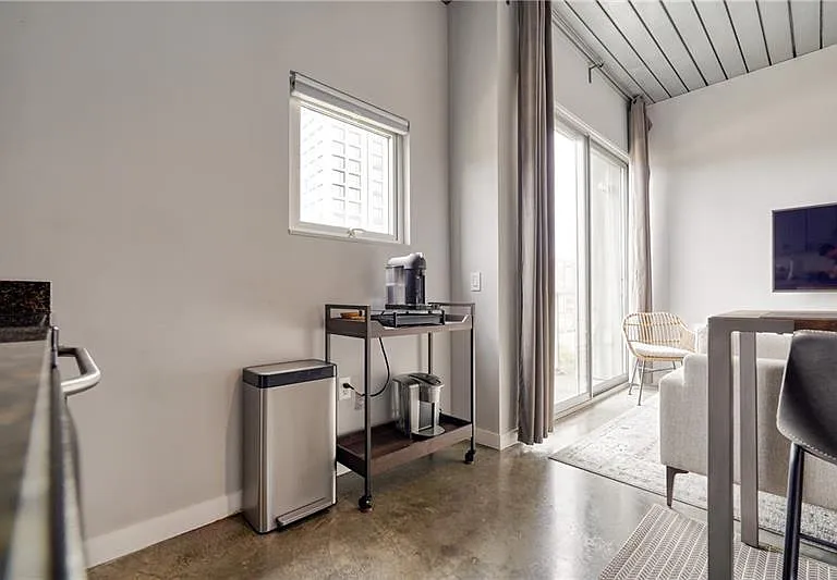 620 Glen Iris Dr NE #506 — Photo 9