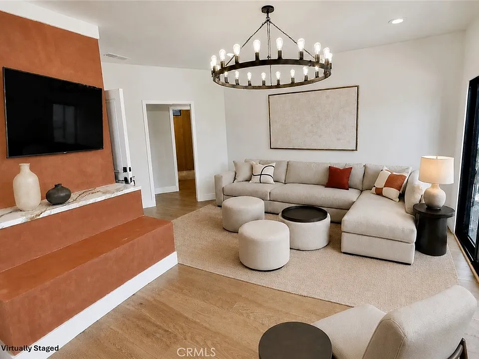 3434 Larissa Dr