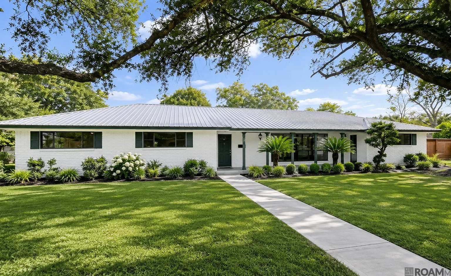 5 bed, 2995 sqft, $1,000 — Photo 1