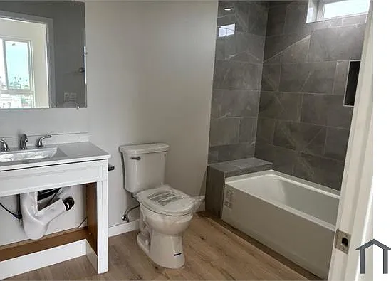 2683 San Marino St #404 — Photo 3