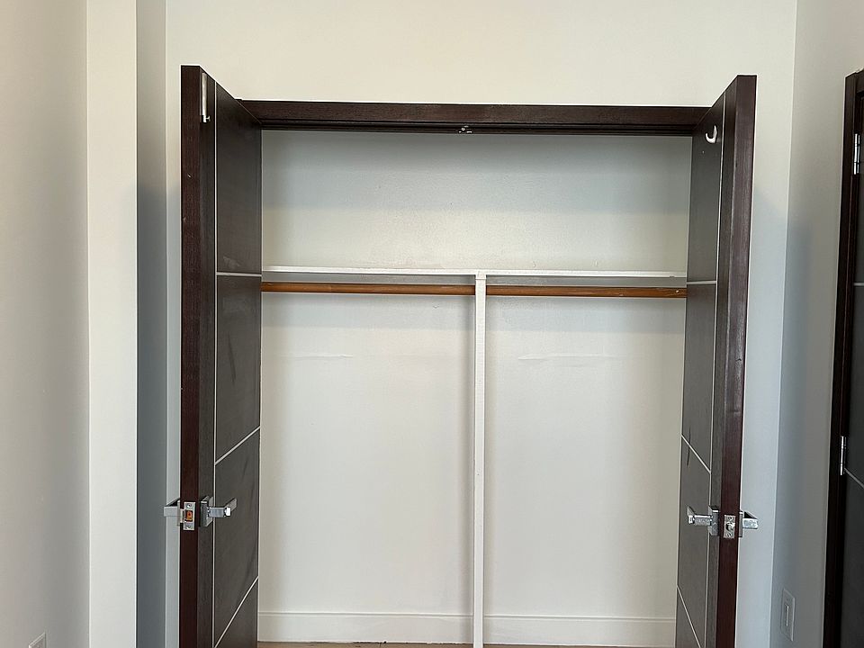 2nd image of 257 Quincy St APT 2A