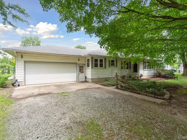 13012 Ostrander Rd, Maybee, MI 48159