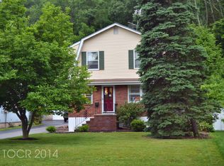 38 Rhinesmith Ave, Wanaque, NJ 07465