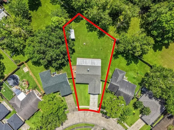 5303 Bulen Ave, Friendswood, TX 77546
