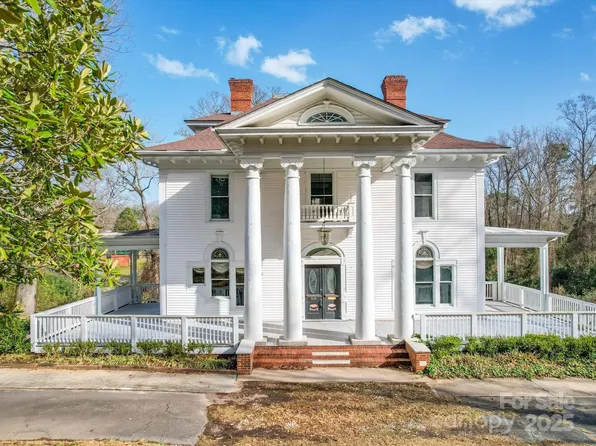 505 Camden Rd, Wadesboro, NC 28170
