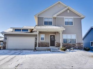 9905 Autumn Breeze Rd, Middleton, WI 53562