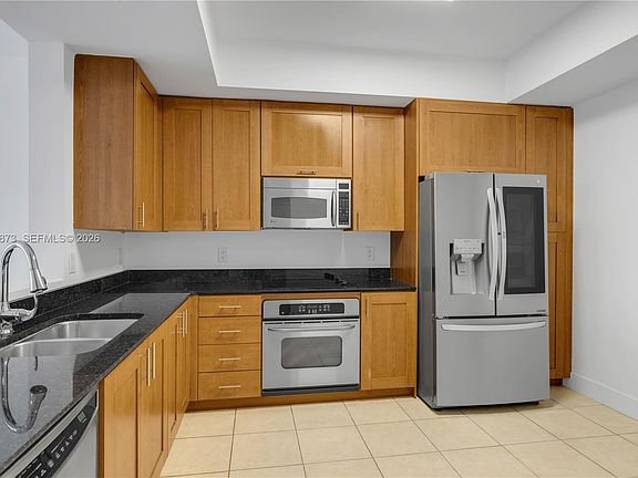 2nd image of 3340 NE 190th St APT 503