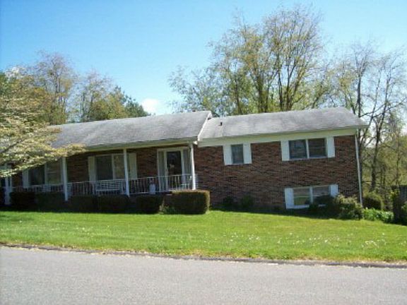 2nd image of 129 N Overlook Dr