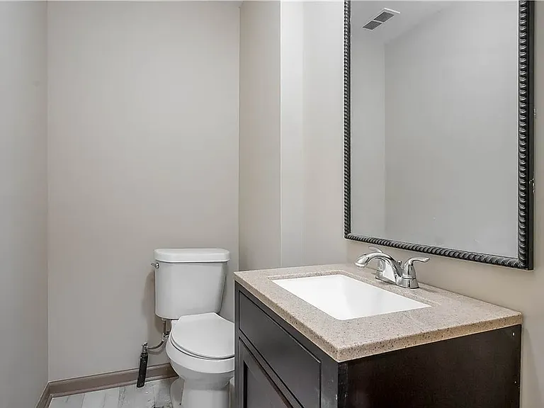 5211 Briarcliff Dr — Photo 11
