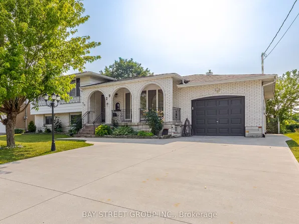 29 West St N, Thorold, ON L2V 2S1