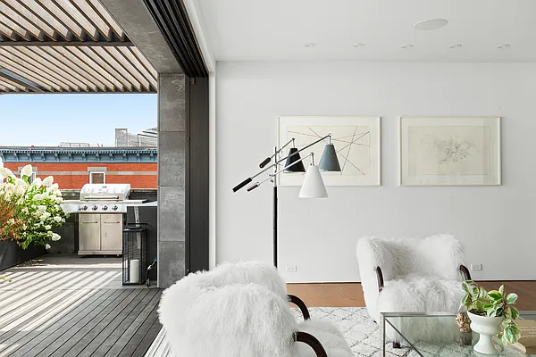 Rented by Compass | media 22