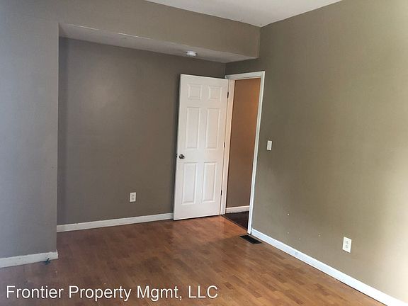 4th image of 3507 Pennsylvania Ave #1F