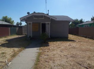 3162 E Platt Ave, Fresno, CA 93702