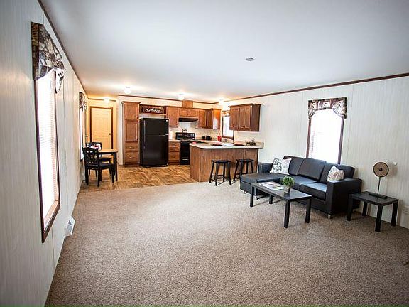 3rd image of 12536 Gavotte Ave