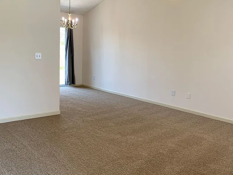 2407 Oban Ct — Photo 11