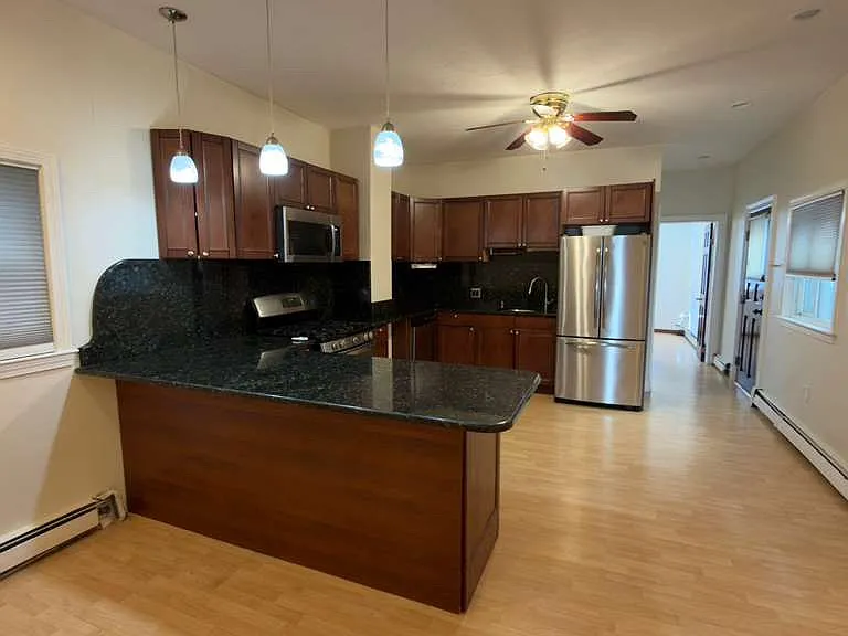 791 Saratoga St #2A — Photo 5