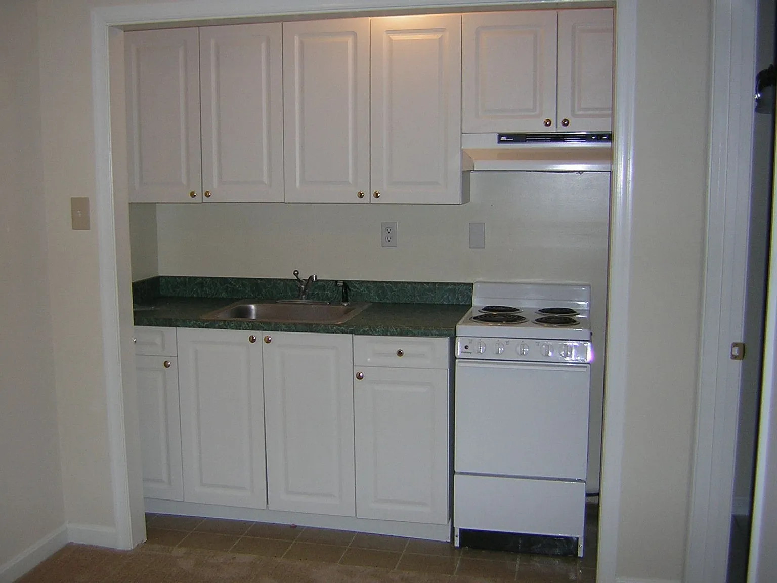 133 Jefferson Ave photo 1