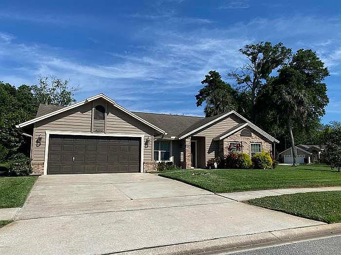 1st image of 4050 S Waterbridge Cir