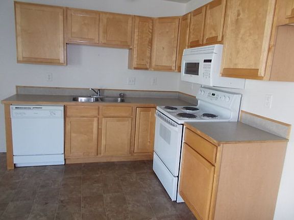 2nd image of 3508 E Greenfield Dr