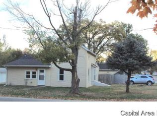 1908 12th St, Viola, IL 61486