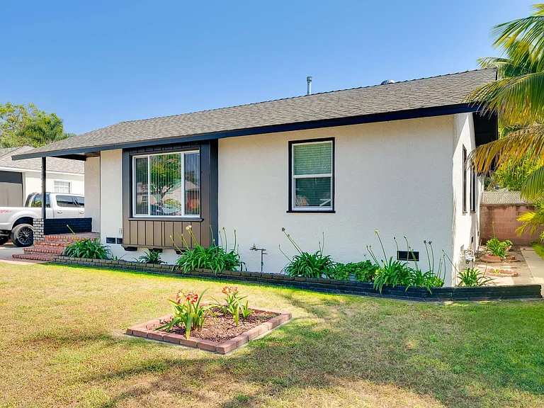 4342 Arabella St — Photo 4